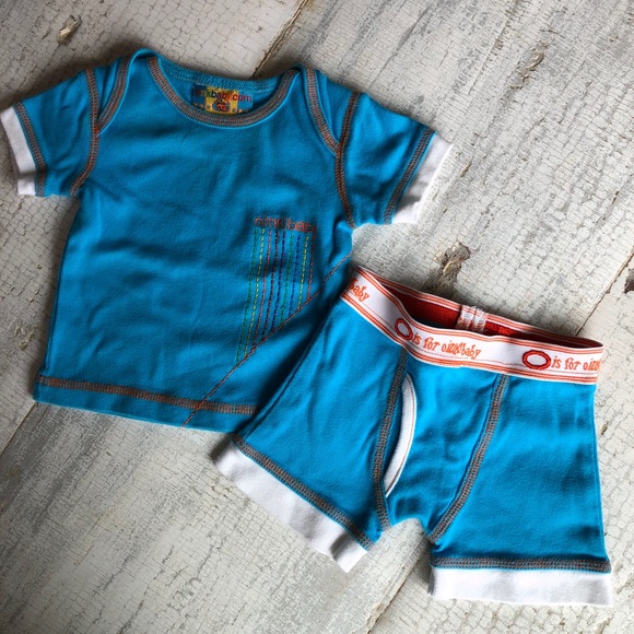 Baby under set - Picture 3 of 5